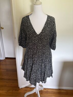 Universal Thread Black Mini Dress with Cream Floral Print
